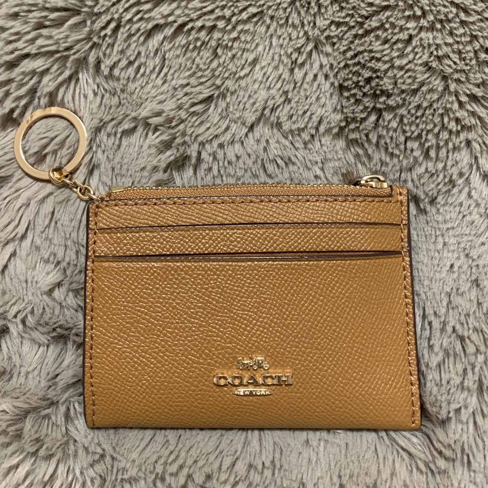 COACH MINI SKINNY ID CASE